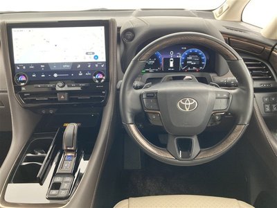 TOYOTA ALPHARD - 2