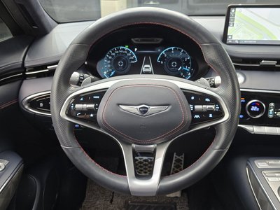2022 Genesis GV70 thumbnail 13