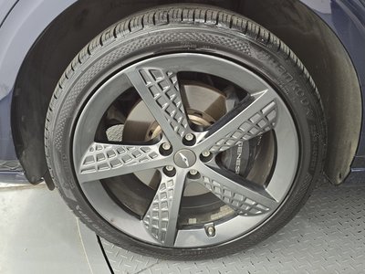 صورة 6 لـ 2022 Genesis GV70