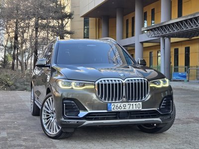 BMW X7 - 1