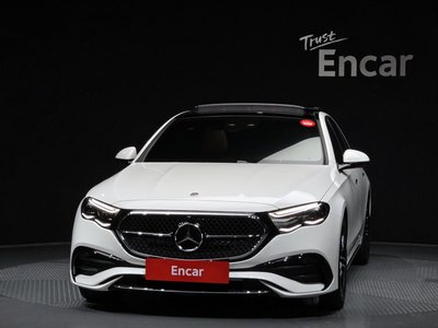 MERCEDES-BENZ E-CLASS - 2