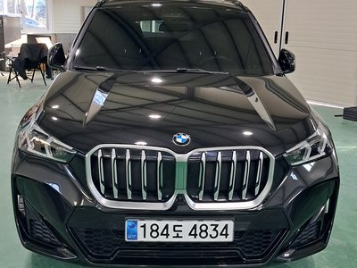 BMW X1 - 1