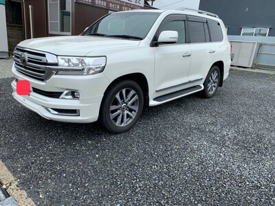 TOYOTA LAND CRUISER 200