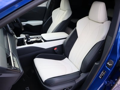 2025 Lexus RX — миниатюра 50
