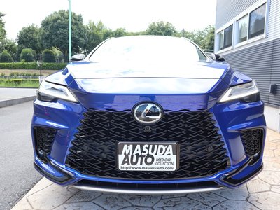 صورة 2 لـ 2025 Lexus RX