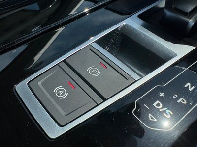 2022 AUDI A8 — миниатюра 51