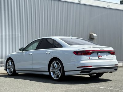 2022 AUDI A8 — миниатюра 23
