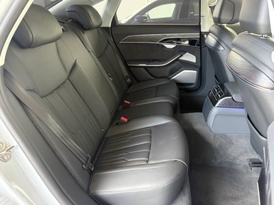 2022 AUDI A8 — миниатюра 11