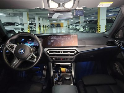 BMW I4 - 5