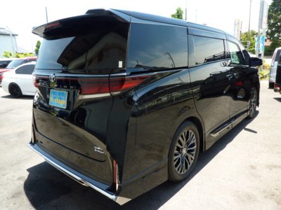 2023 Toyota VELLFIRE photo 6