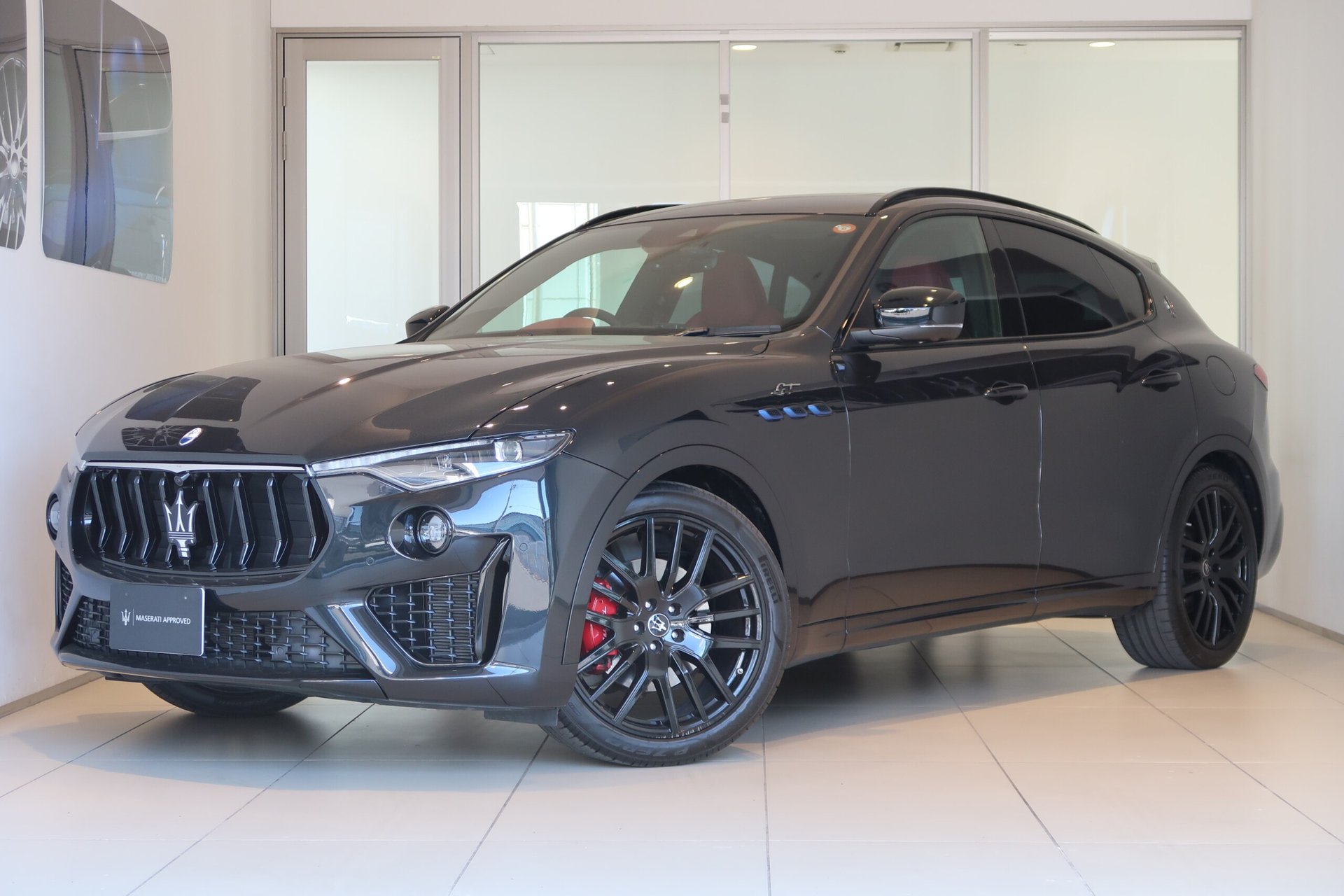 MASERATI LEVANTE - View 1
