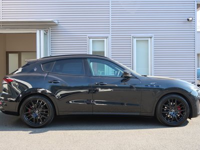 MASERATI LEVANTE - 10