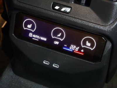 2025 BMW X3 缩略图 37