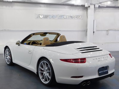 PORSCHE 911 - 4