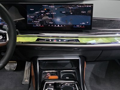 صورة مصغرة 14 لـ 2025 BMW 7 SERIES