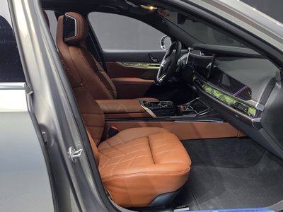 صورة مصغرة 11 لـ 2025 BMW 7 SERIES