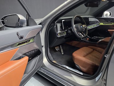 صورة 10 لـ 2025 BMW 7 SERIES
