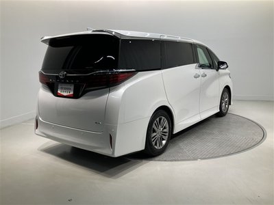 TOYOTA ALPHARD - 4