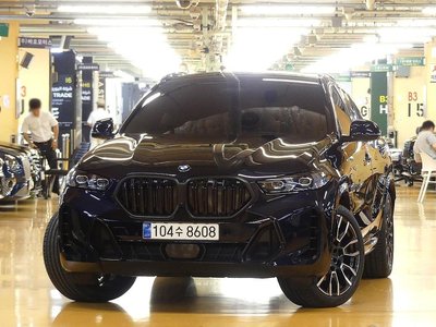 صورة 2 لـ 2025 BMW X6