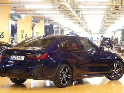 BMW 3 SERIES - 5