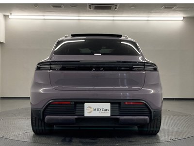 2025 Porsche MACAN 缩略图 13