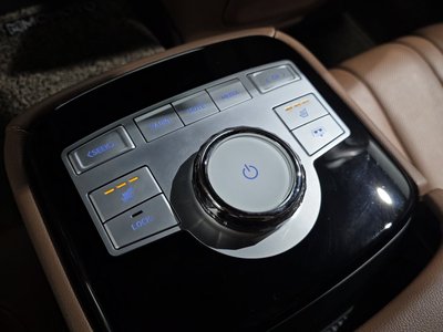 2023 Genesis G80 (RG3) thumbnail 34