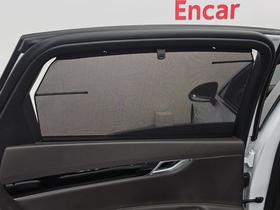 2023 Genesis G80 (RG3) thumbnail 26