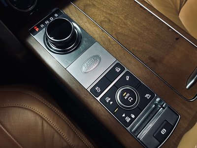2020 LAND Rover RANGE ROVER photo 9