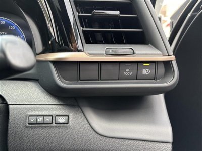 TOYOTA CROWN CROSSOVER - 10