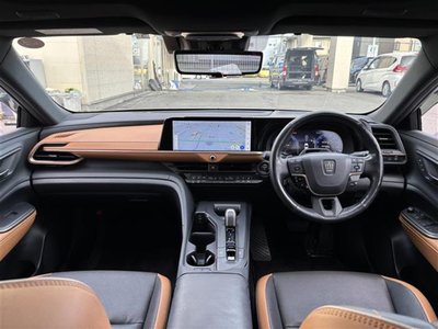 TOYOTA CROWN CROSSOVER - 2