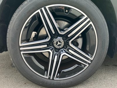 MERCEDES-BENZ GLC - 7