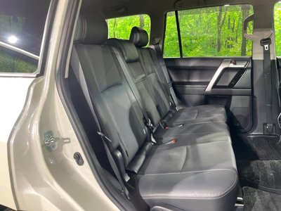 TOYOTA LAND CRUISER PRADO - 9