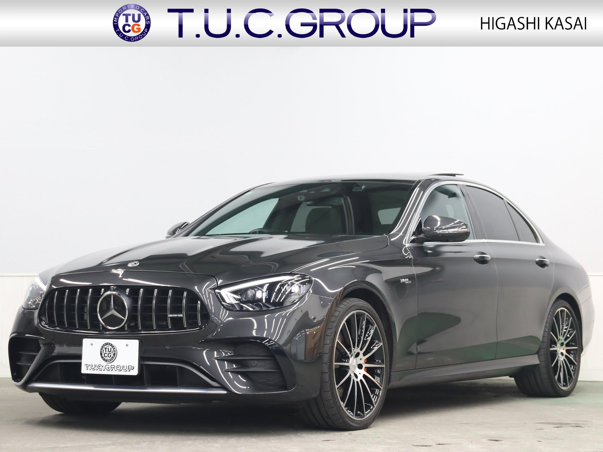 MERCEDES-BENZ E-CLASS AMG - View 1