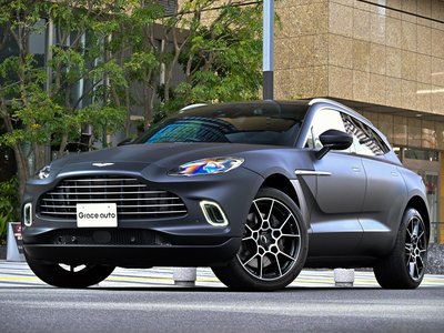 ASTON MARTIN DBX - 3