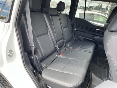 صورة مصغرة 14 لـ 2025 Toyota LAND CRUISER 250