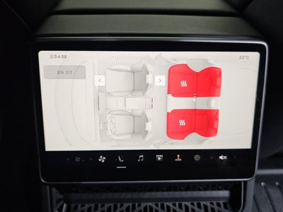 صورة مصغرة 31 لـ 2024 Tesla MODEL 3