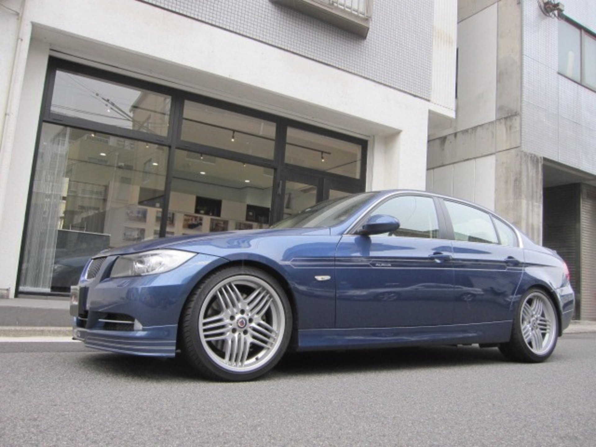 BMW ALPINA B3 - View 1
