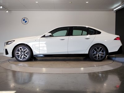 BMW 5 SERIES - 5
