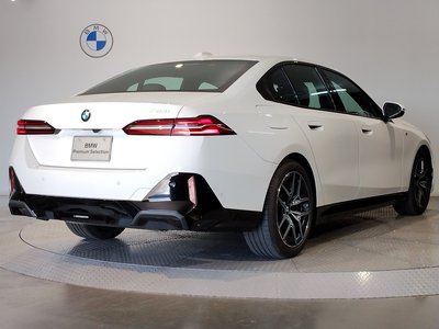 BMW 5 SERIES - 8