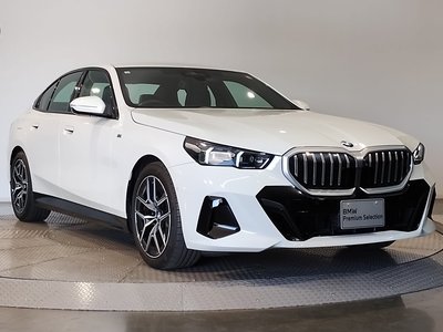 BMW 5 SERIES - 10
