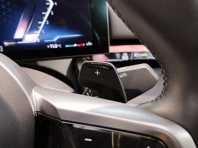 صورة مصغرة 24 لـ 2023 BMW 5 SERIES