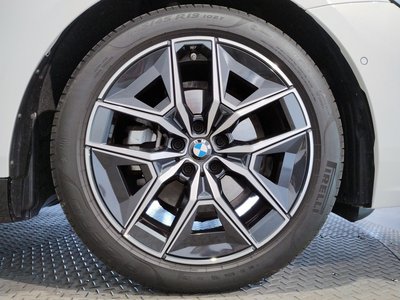 صورة مصغرة 29 لـ 2023 BMW 5 SERIES