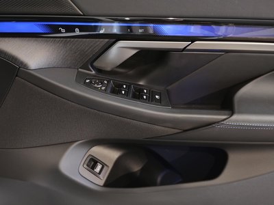 صورة مصغرة 74 لـ 2023 BMW 5 SERIES