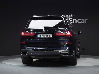 صورة 4 لـ 2022 BMW X7