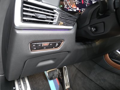 2022 BMW X7 缩略图 27