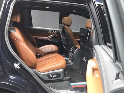 2022 BMW X7 缩略图 18