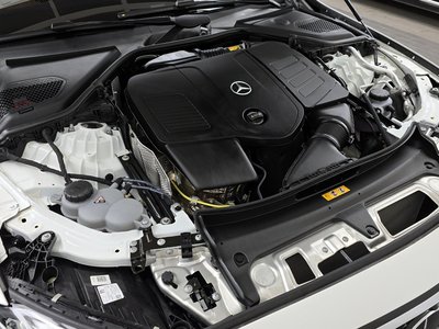 MERCEDES-BENZ E-CLASS - 7