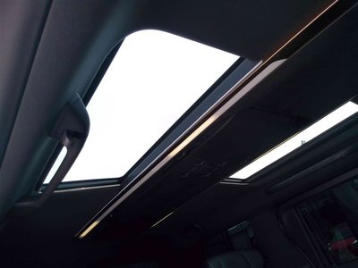 TOYOTA ALPHARD - 3