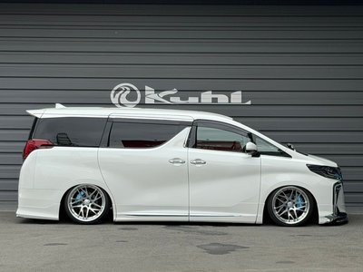 TOYOTA ALPHARD - 10