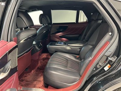 صورة مصغرة 21 لـ 2019 Lexus LS